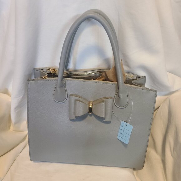 Miztique Faux Leather Handbag Grey Bow Gold Accent - Picture 1 of 4